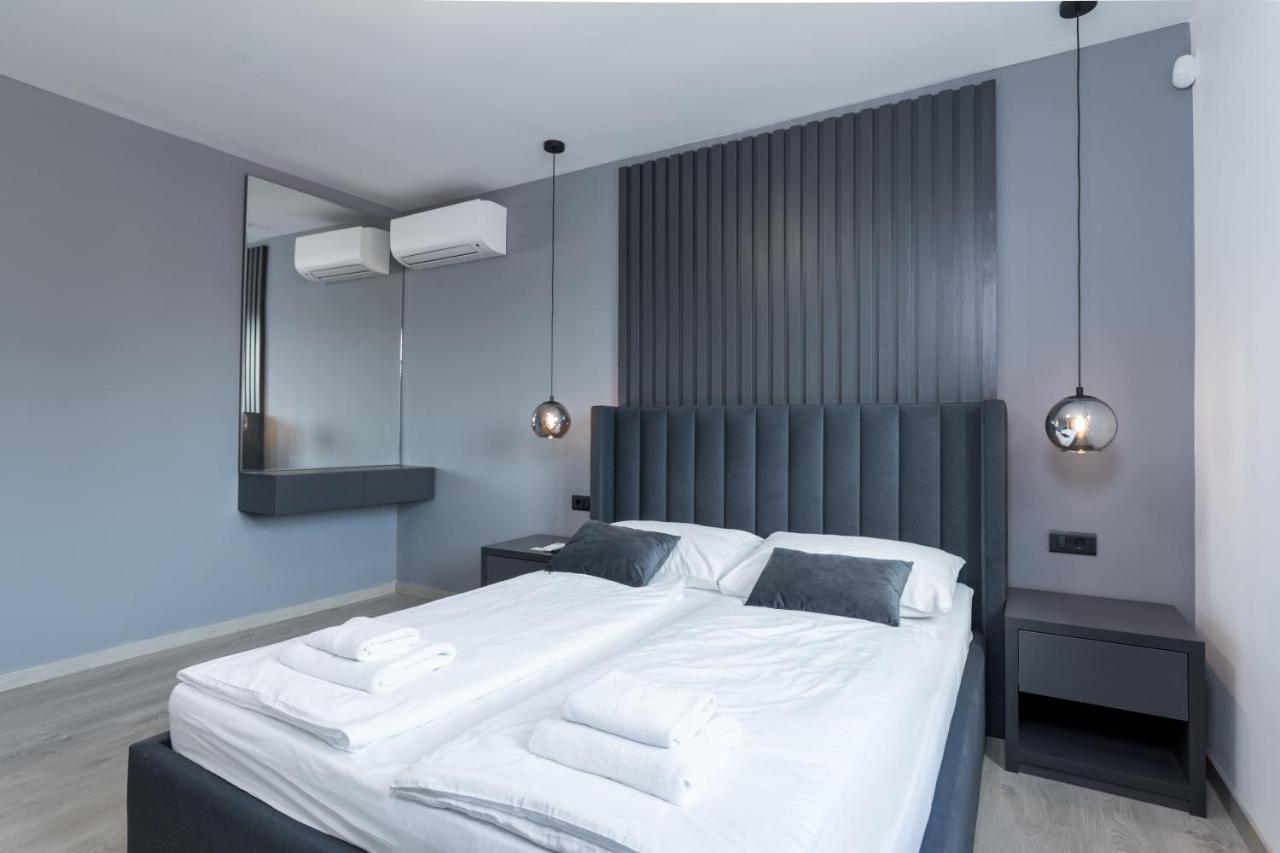 Boutique Suites Joyce Medulin With Free Parking Екстер'єр фото