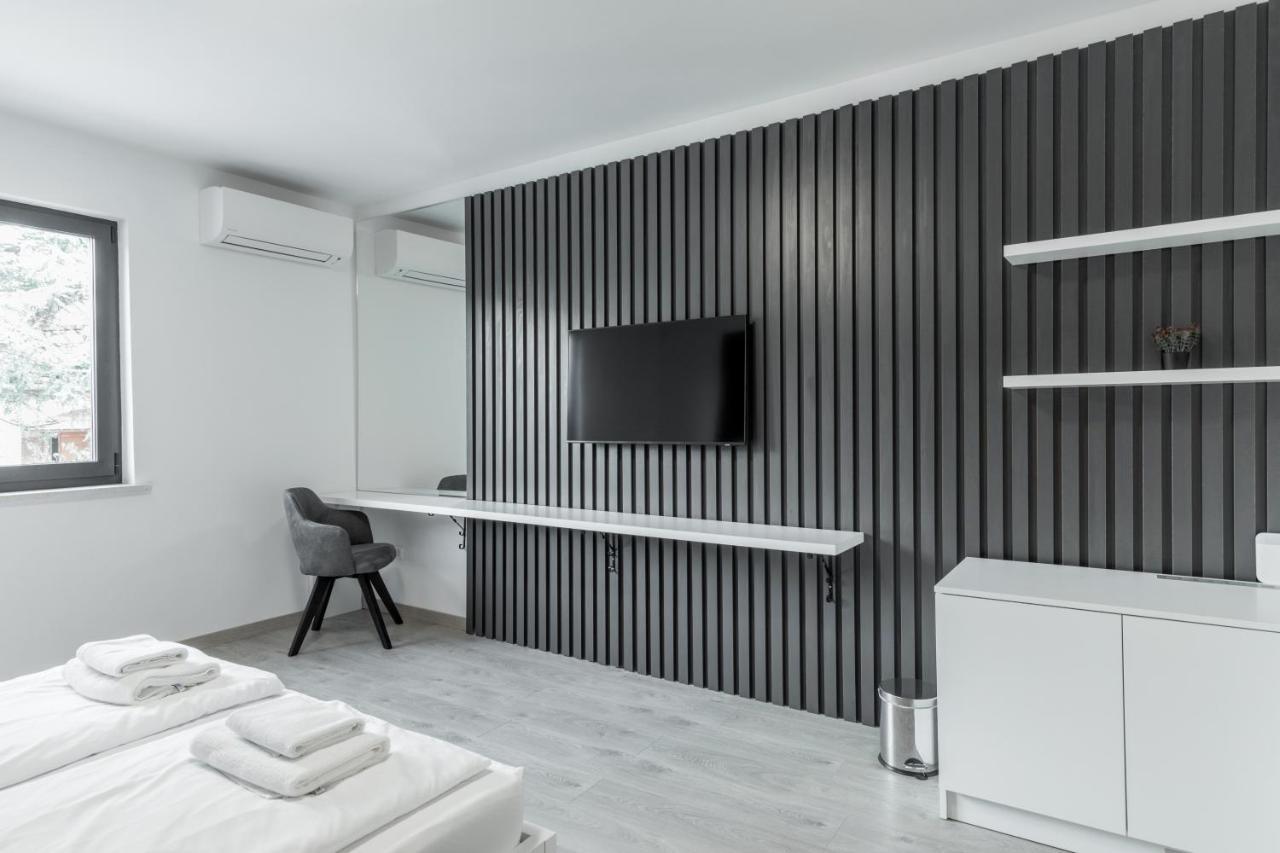 Boutique Suites Joyce Medulin With Free Parking Екстер'єр фото