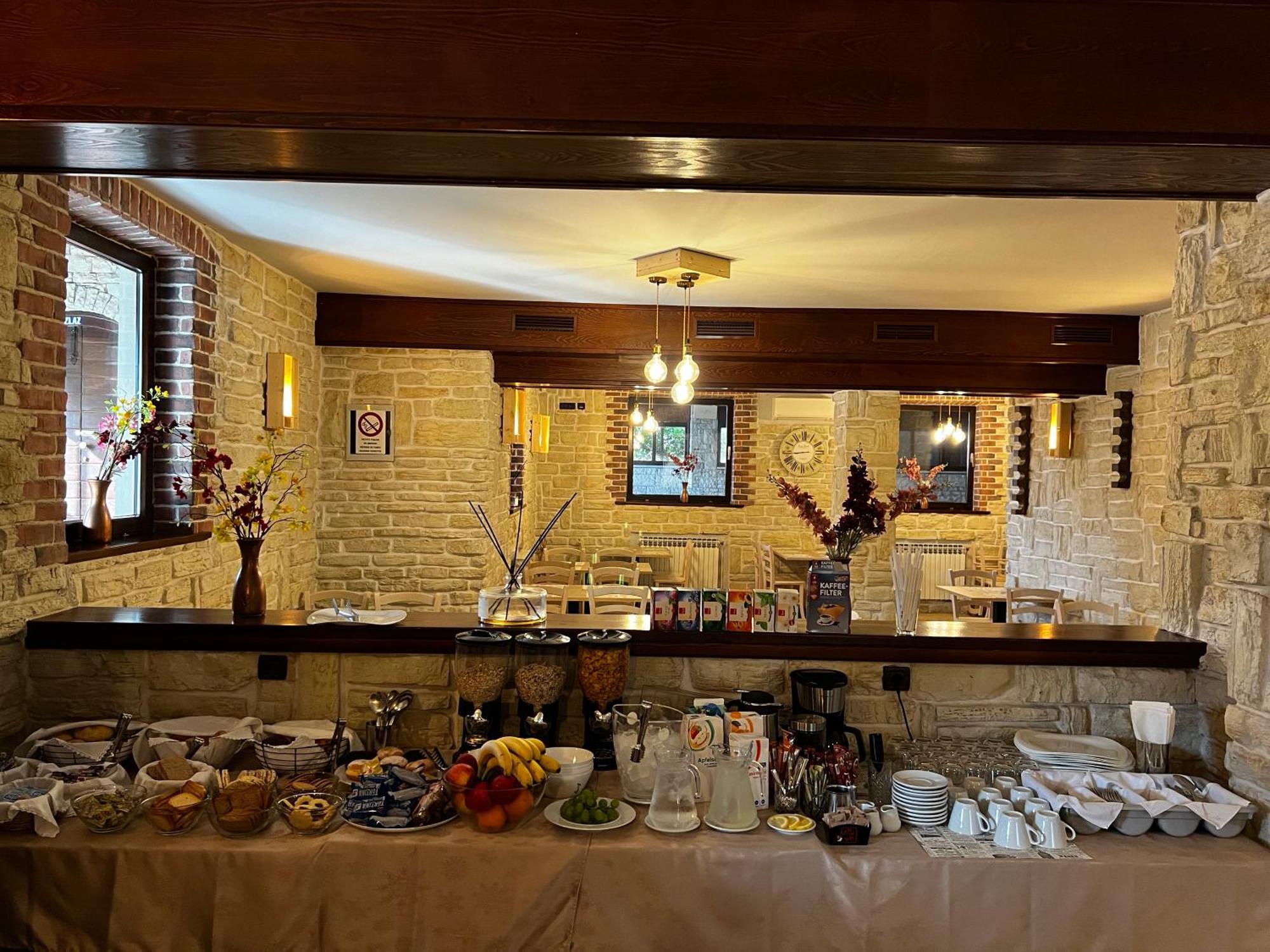 Boutique Suites Joyce Medulin With Free Parking Екстер'єр фото